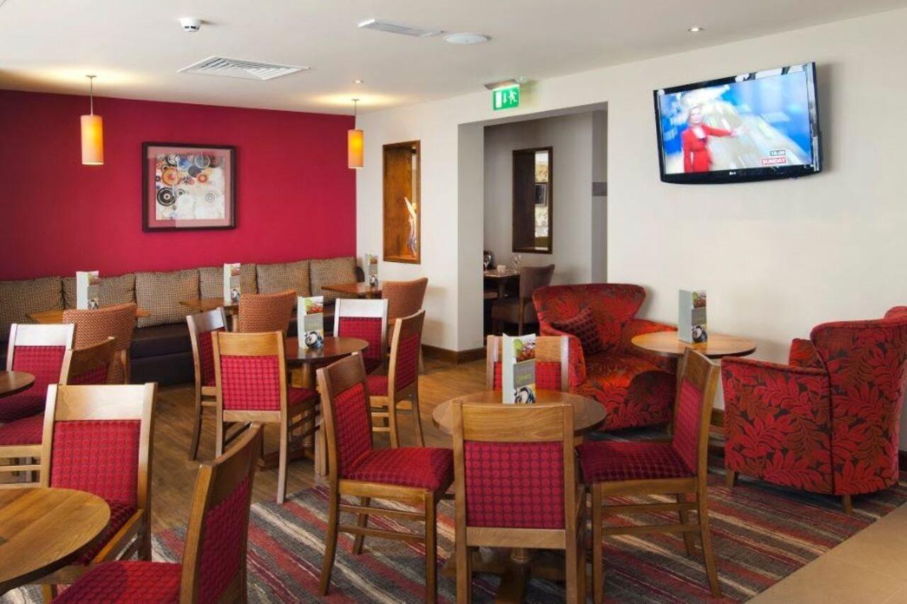 Premier London Heathrow Terminal 5 Hotel West Drayton (Middlesex)