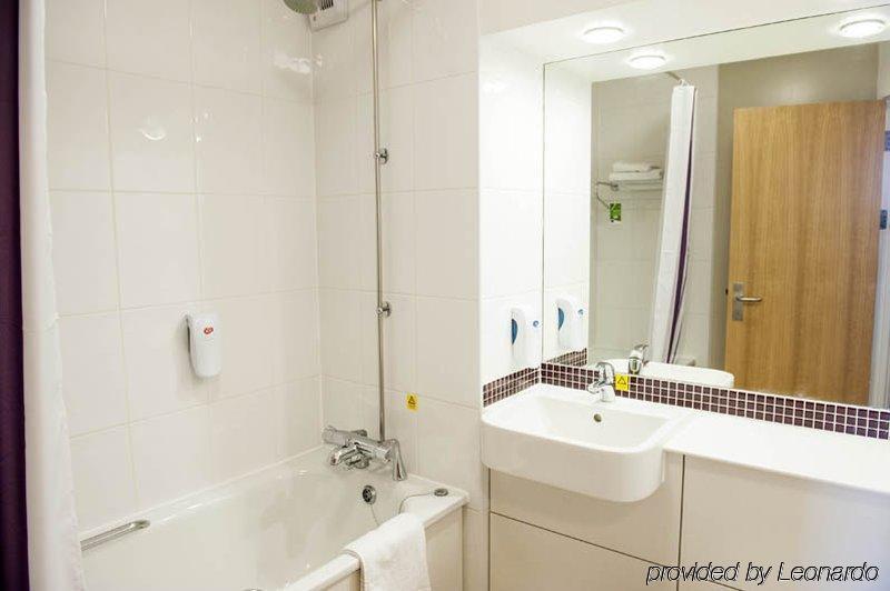 Hotel Premier London Heathrow Terminal 5