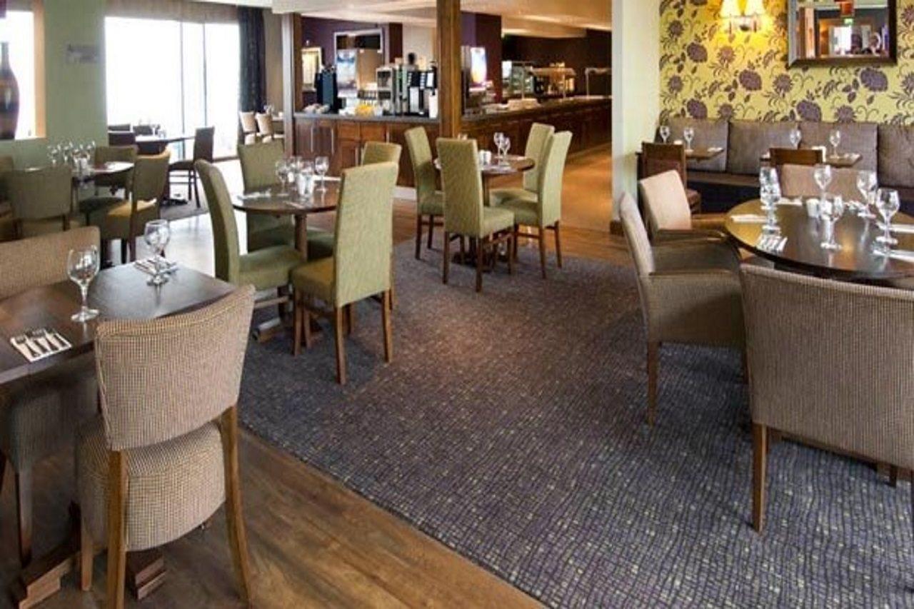 Hotel Premier London Heathrow Terminal 5