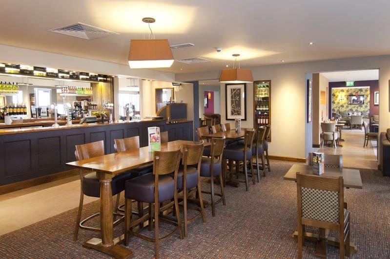 Hotel Premier London Heathrow Terminal 5 3*