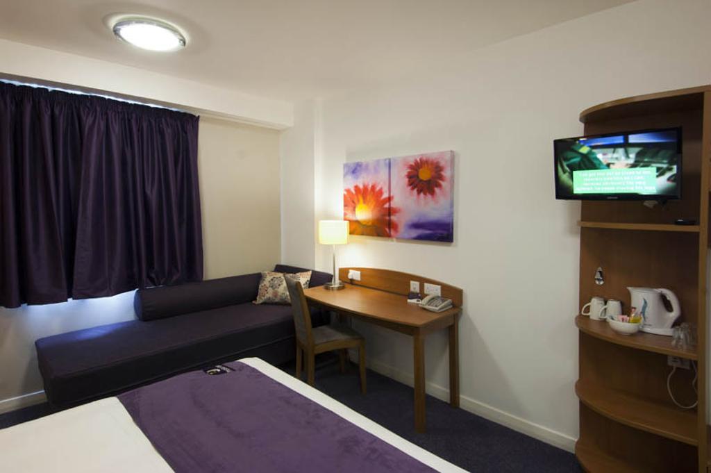 Premier London Heathrow Terminal 5 Hotel