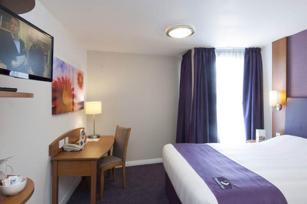 Hotel Premier London Heathrow Terminal 5